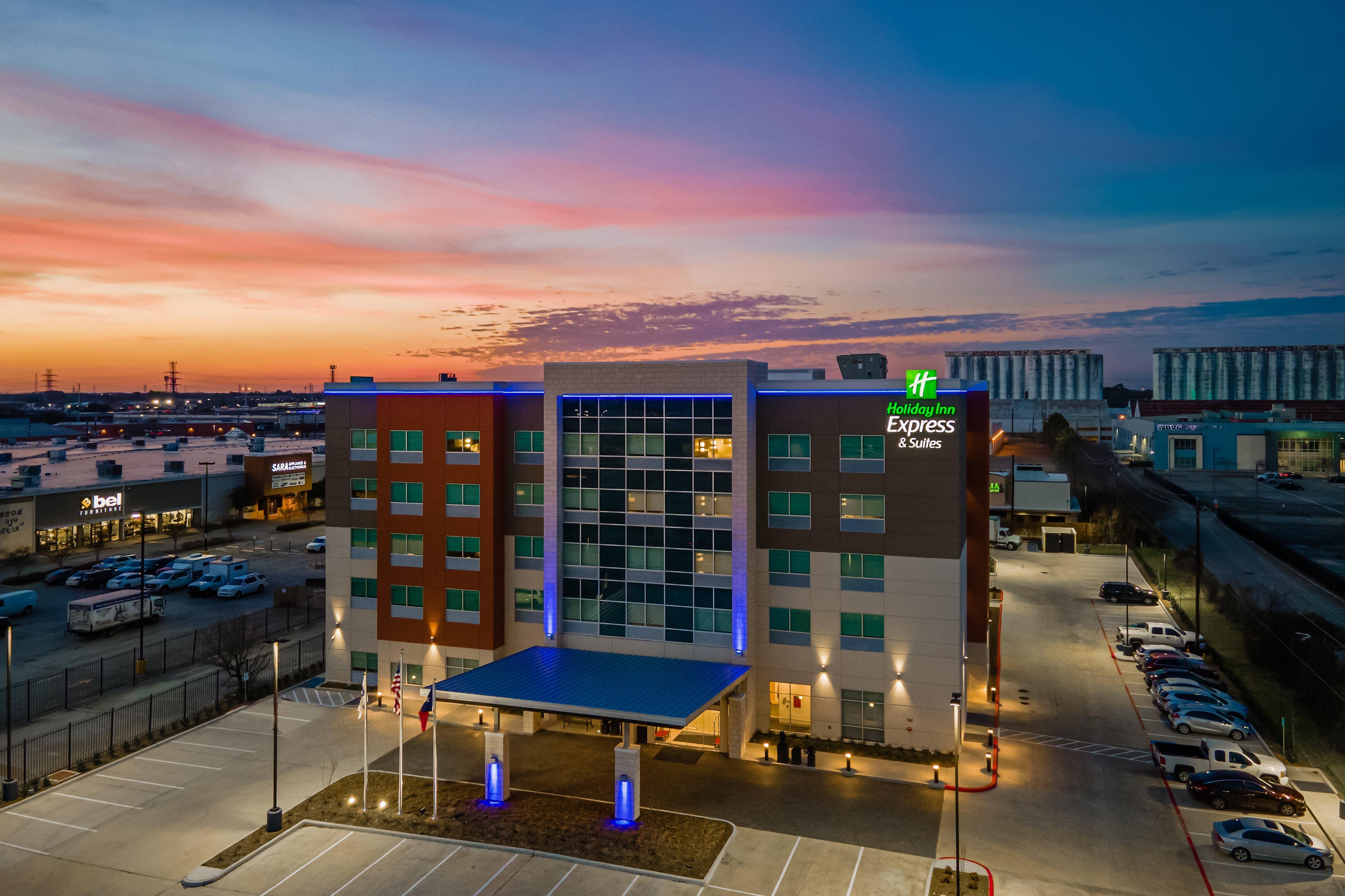 Holiday Inn Express & Suites Memorial - Citycentre By Ihg Х'юстон Екстер'єр фото